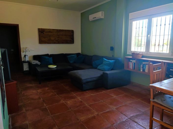 Image No.25-9 Bed House for sale