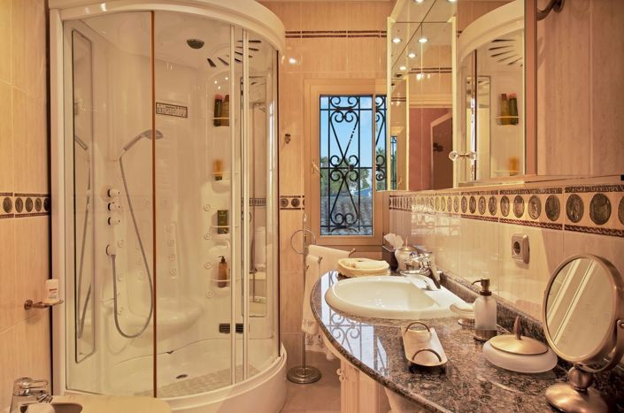 Image No.29-6 Bed Villa for sale