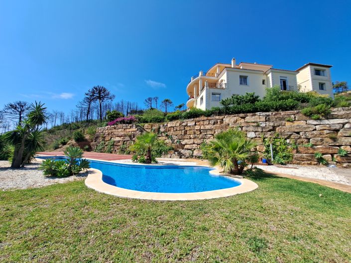 Image No.2-6 Bed Villa for sale