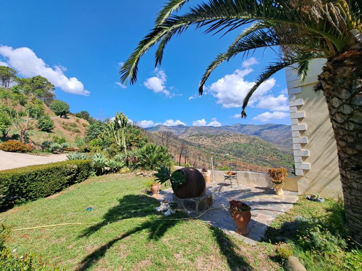 Image No.5-6 Bed Villa for sale