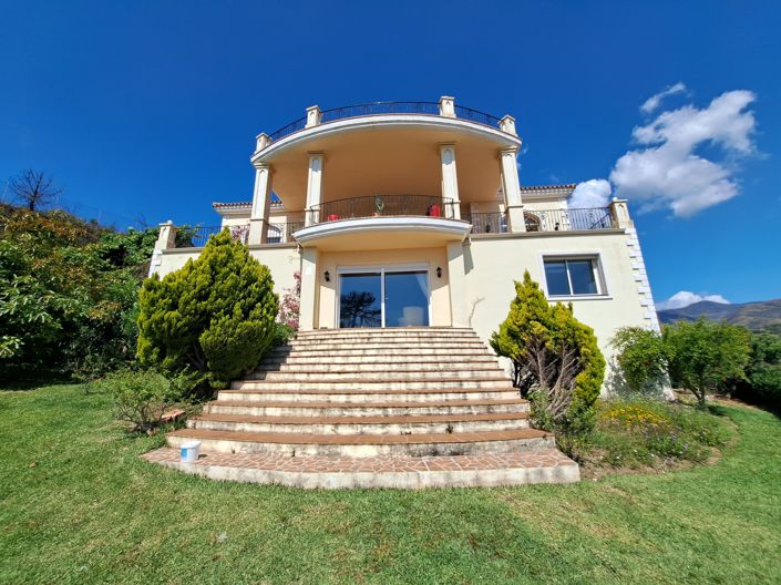 Image No.9-6 Bed Villa for sale