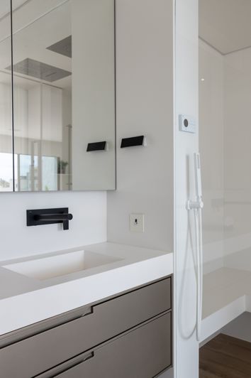 Image No.22-4 Bed Townhouse for sale