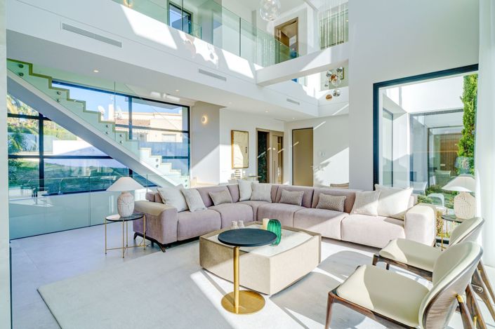 Image No.3-5 Bed Villa for sale