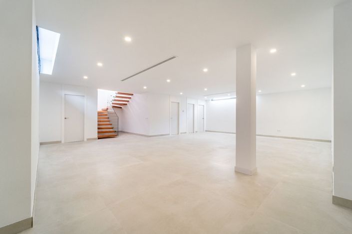 Image No.20-4 Bed Villa for sale