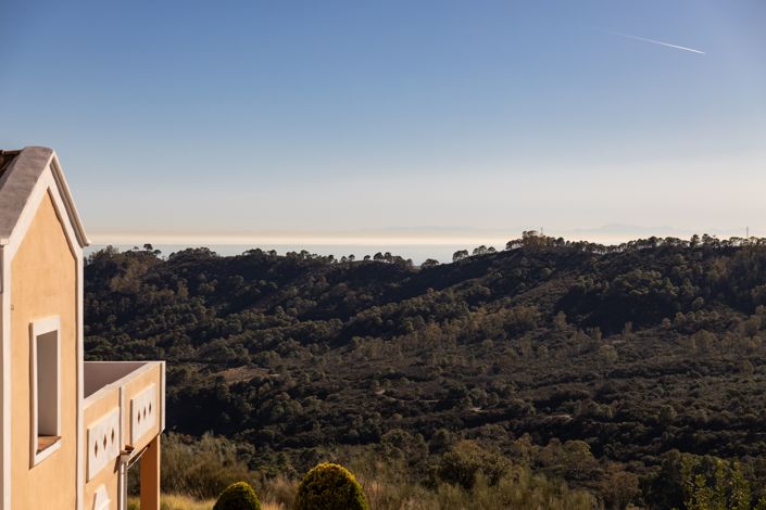 Image No.27-4 Bed House for sale