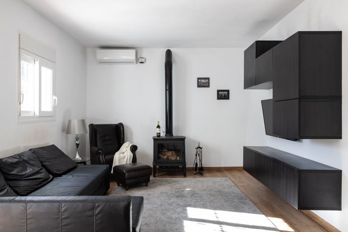 Image No.3-5 Bed Villa for sale