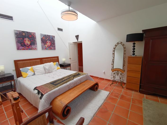 Image No.21-5 Bed Villa for sale