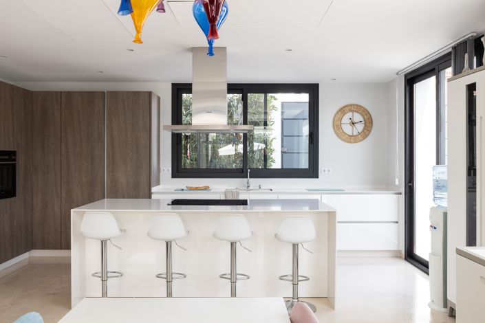 Image No.4-Villa de 6 chambres à vendre à Estepona