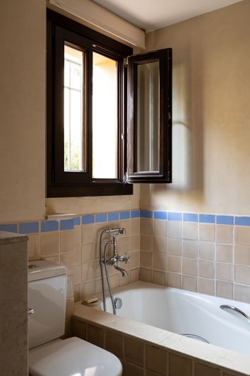 Image No.17-4 Bed Villa for sale