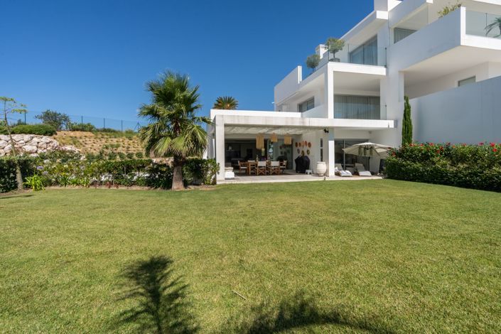 Image No.20-3 Bed Apartment for sale