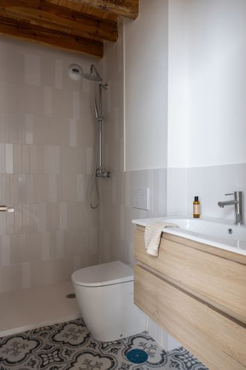 Image No.19-2 Bed Apartment for sale