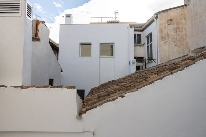 Image No.23-2 Bed Apartment for sale