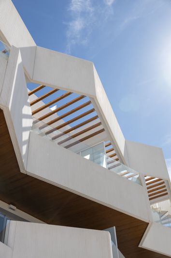 Image No.22-3 Bed Apartment for sale