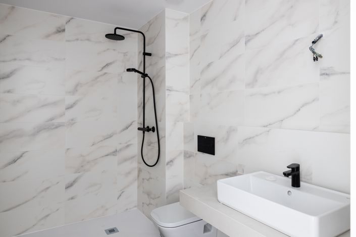 Image No.8-3 Bed Apartment for sale