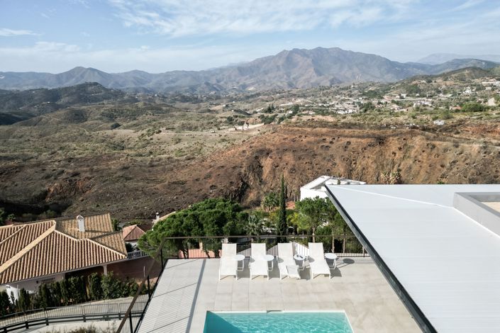 Image No.27-4 Bed Villa for sale