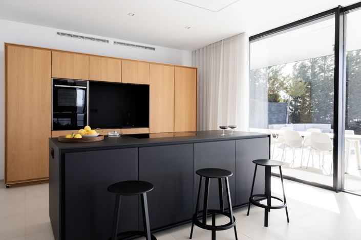 Image No.4-4 Bed Villa for sale