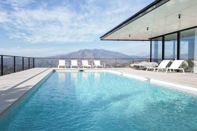 4 Bed Villa for sale