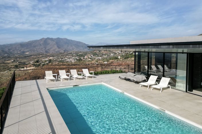 Image No.7-4 Bed Villa for sale