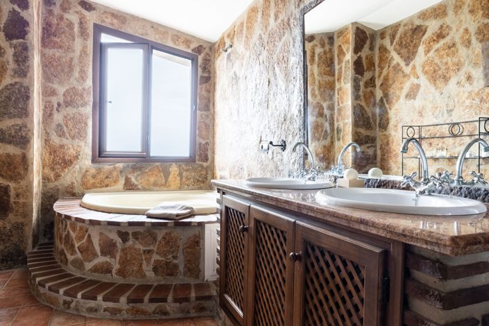 Image No.26-4 Bed Villa for sale