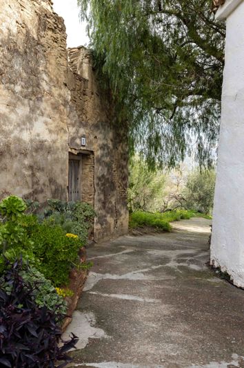 Image No.28-31 Bed Property for sale