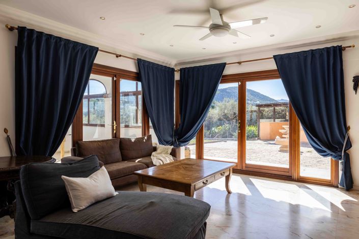 Image No.4-4 Bed Finca for sale