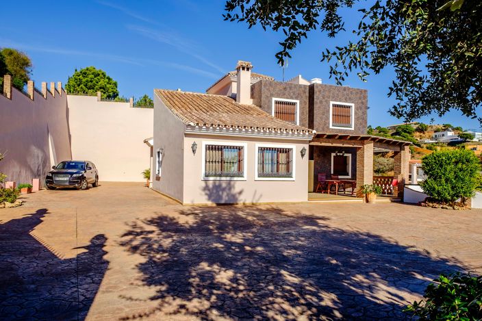 Image No.23-Villa de 6 chambres à vendre à Estepona