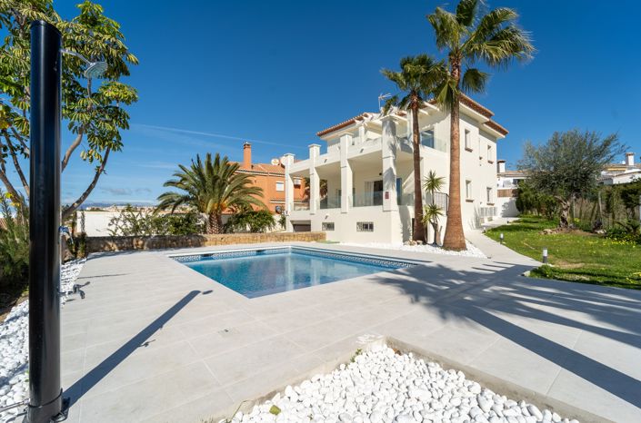 Image No.1-Villa de 4 chambres à vendre à Mijas Costa