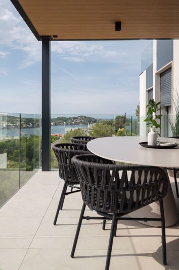 Image No.3-4 Bed Apartment for sale