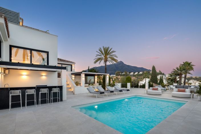 Image No.18-5 Bed Villa for sale