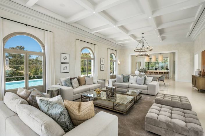 Image No.3-6 Bed Villa for sale