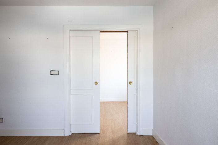 Image No.18-Apartment for sale