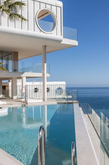 Image No.28-4 Bed Penthouse for sale