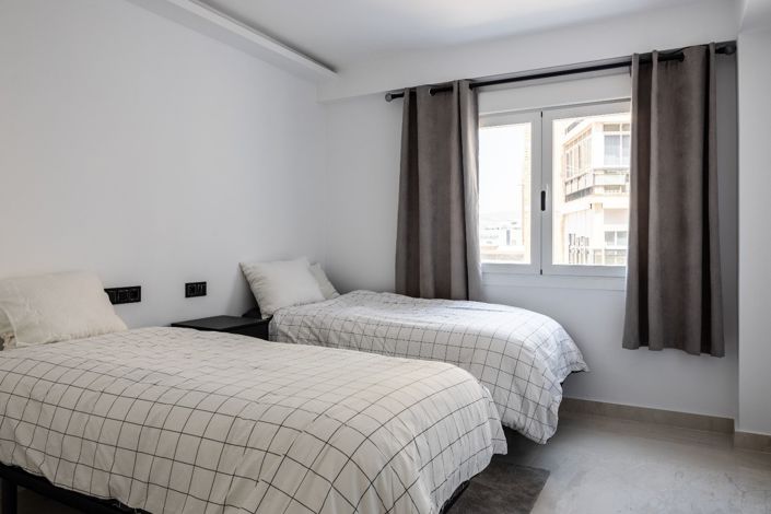 Image No.12-3 Bed Apartment for sale