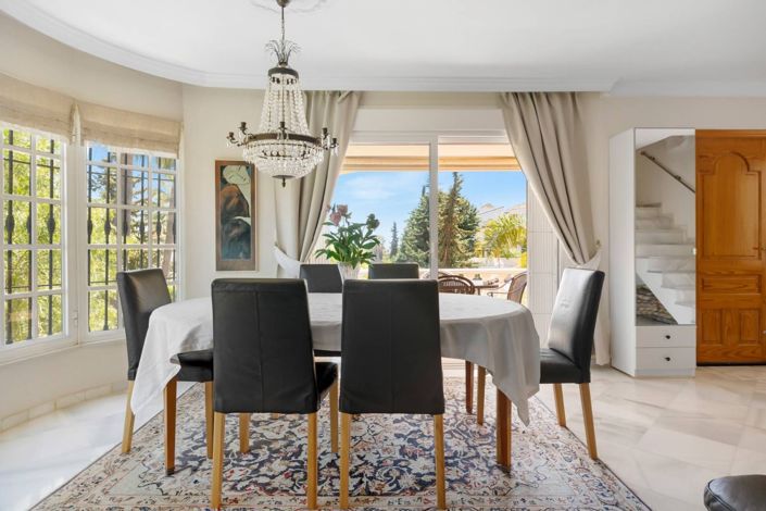 Image No.16-5 Bed Villa for sale