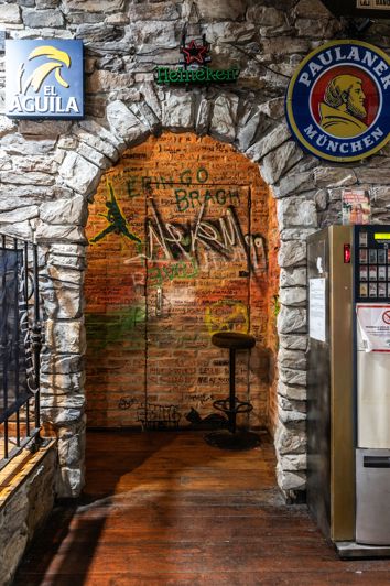 Image No.11-3 Bed Commercial for sale