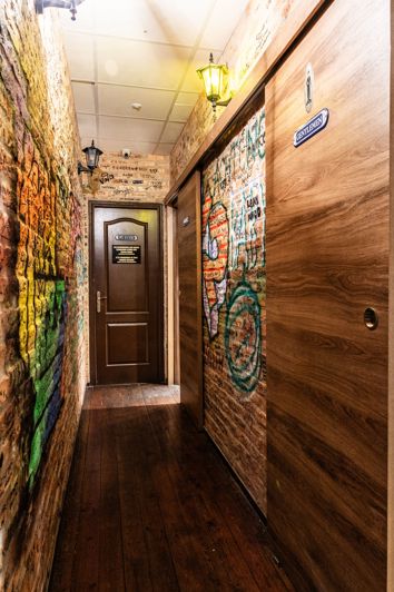 Image No.13-3 Bed Commercial for sale