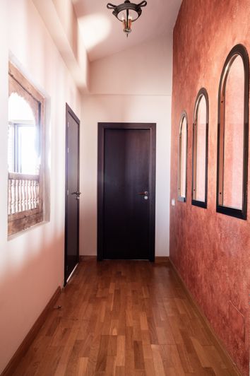 Image No.28-7 Bed House for sale