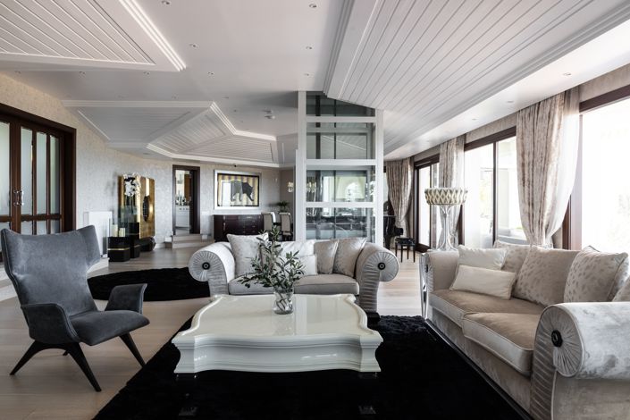 Image No.10-7 Bed Villa for sale