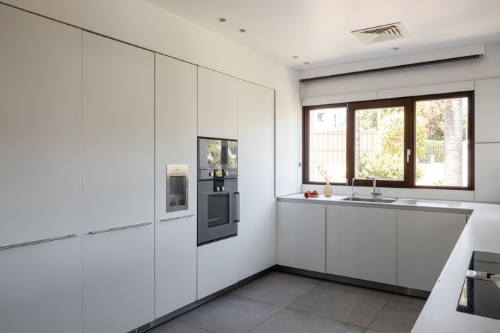 Image No.11-7 Bed Villa for sale