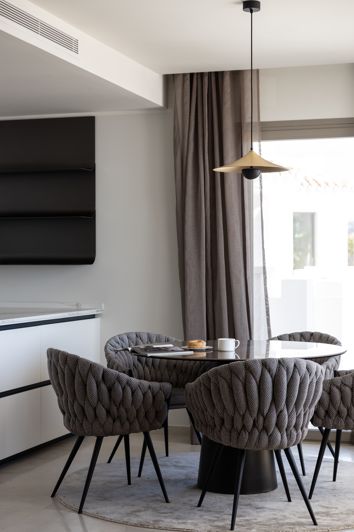 Image No.13-2 Bed Apartment for sale