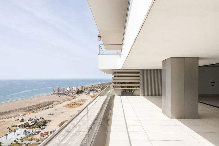 Image No.5-4 Bed Apartment for sale