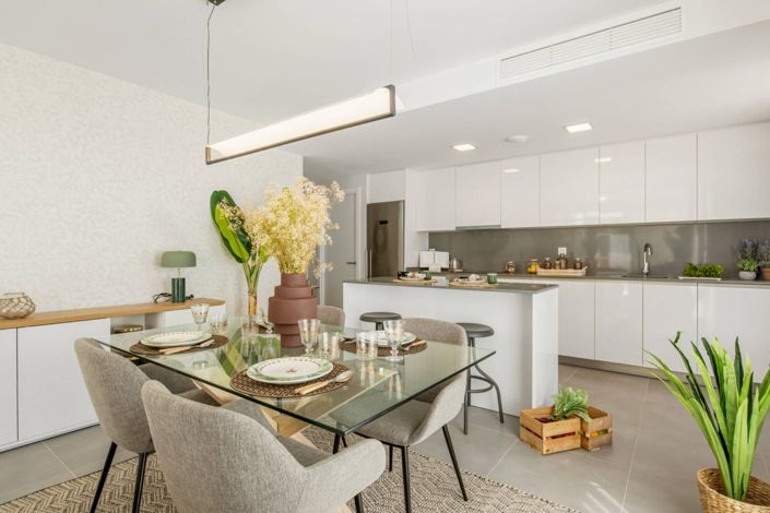 Image No.5-2 Bed Apartment for sale