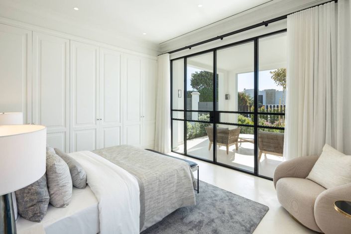 Image No.3-6 Bed Villa for sale