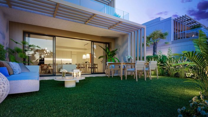 Image No.2-4 Bed Townhouse for sale