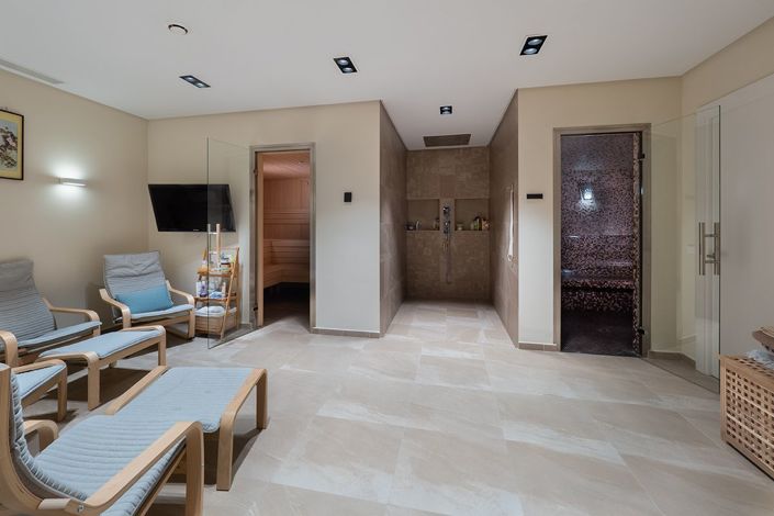 Image No.13-6 Bed Villa for sale