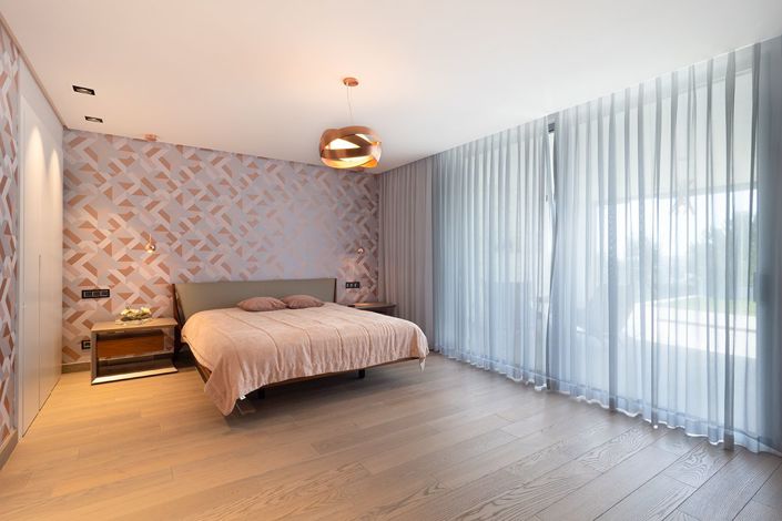 Image No.8-6 Bed Villa for sale