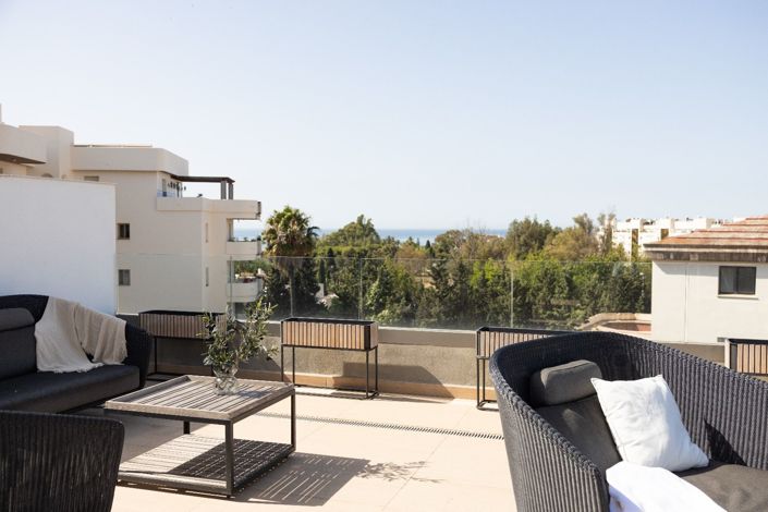 Image No.1-3 Bed Penthouse for sale