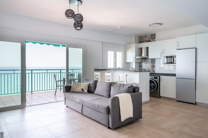 Image No.1-3 Bed Apartment for sale
