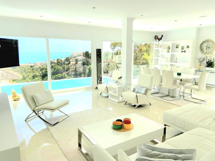 Image No.1-Villa de 4 chambres à vendre à Fuengirola