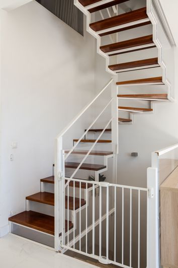 Image No.14-4 Bed House for sale